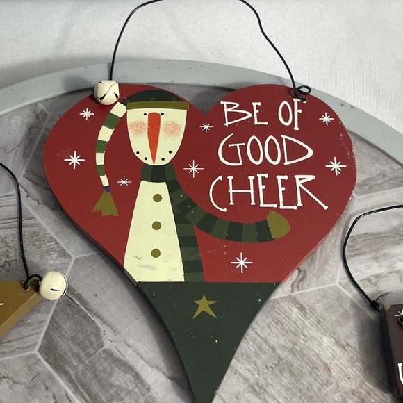 Set of 4 Wooden Christmas Ornaments Folk Art Snowman JOY Jolly Primitive Rustic - Picture 3 of 10